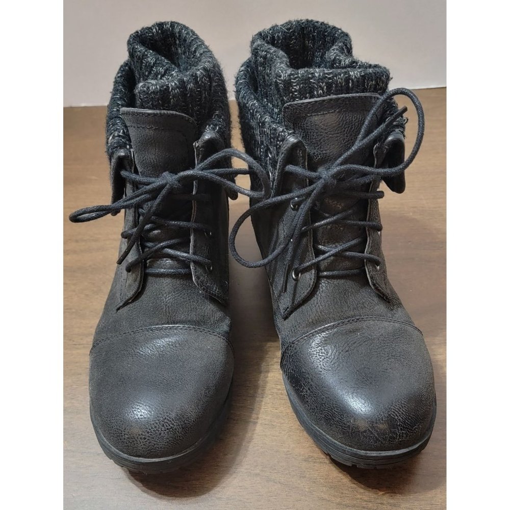 Jessica Cline Womens 9M Moto Sweater Boots